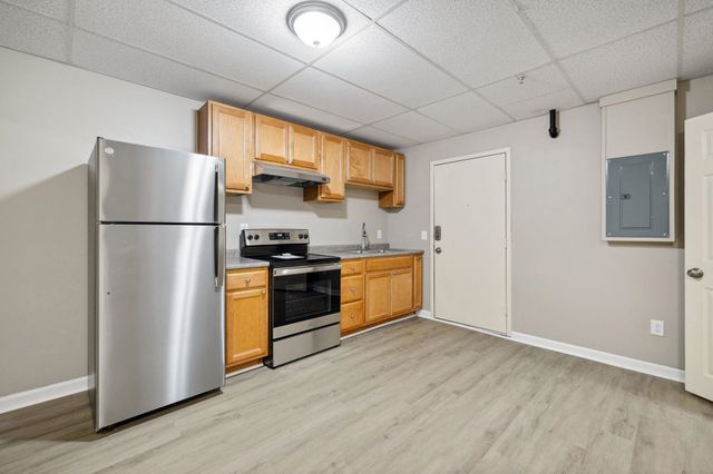 1 Pleasant Street, Claremont, NH 03743