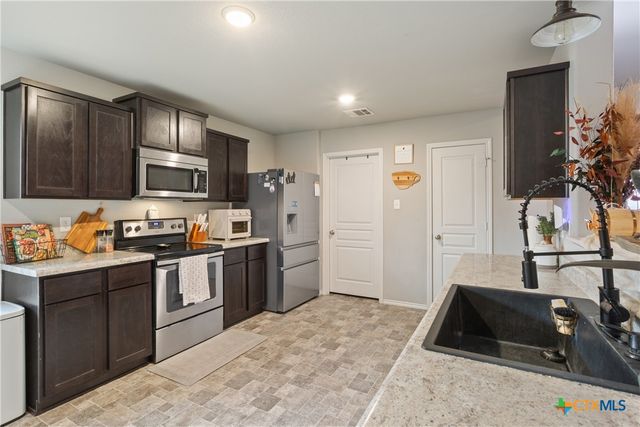 2720 Turning Creek Street, Temple, TX 76504