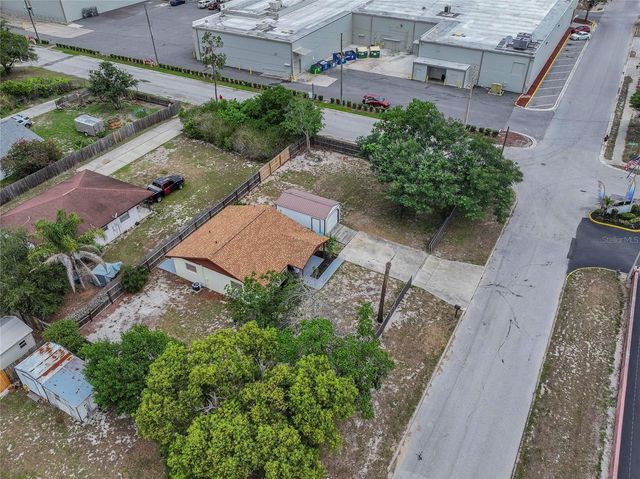 610 2ND AVENUE, Lake Wales, FL 33859