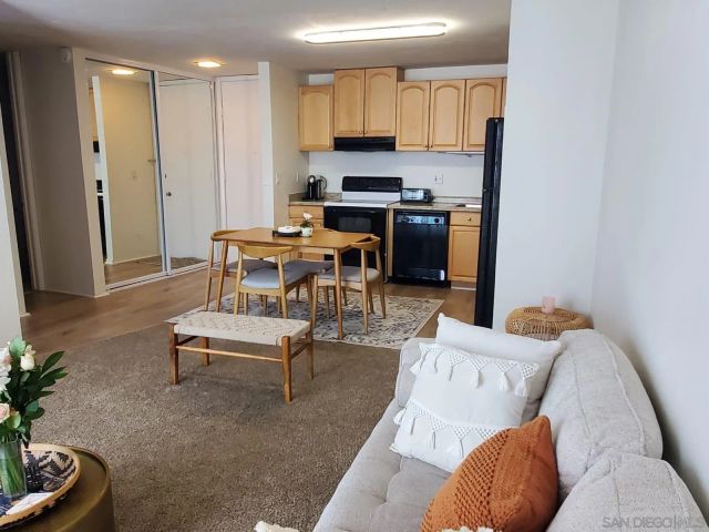 3050 Rue Dorleans 370, San Diego, CA 92110