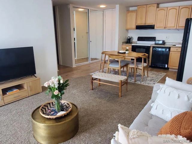 3050 Rue Dorleans 370, San Diego, CA 92110