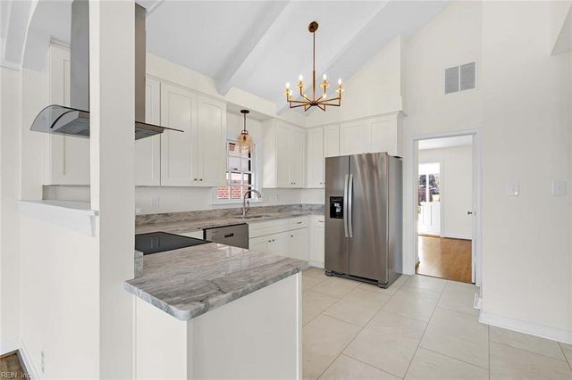 222 Nelson RD, Yorktown, VA 23690