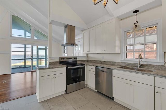 222 Nelson RD, Yorktown, VA 23690