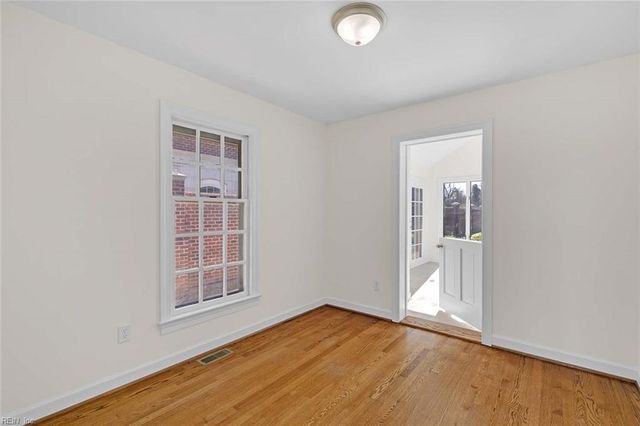 222 Nelson RD, Yorktown, VA 23690