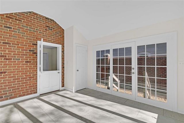 222 Nelson RD, Yorktown, VA 23690