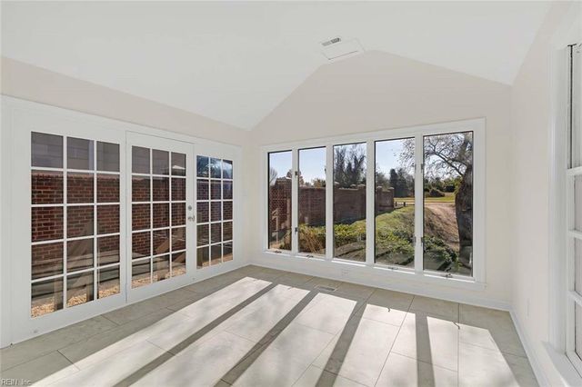 222 Nelson RD, Yorktown, VA 23690