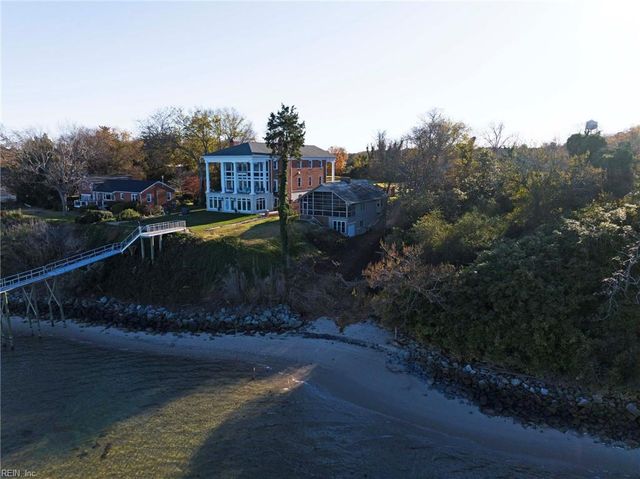 222 Nelson RD, Yorktown, VA 23690