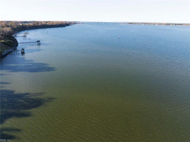 222 Nelson RD, Yorktown, VA 23690