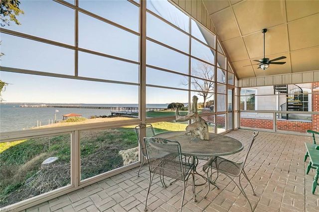 222 Nelson RD, Yorktown, VA 23690