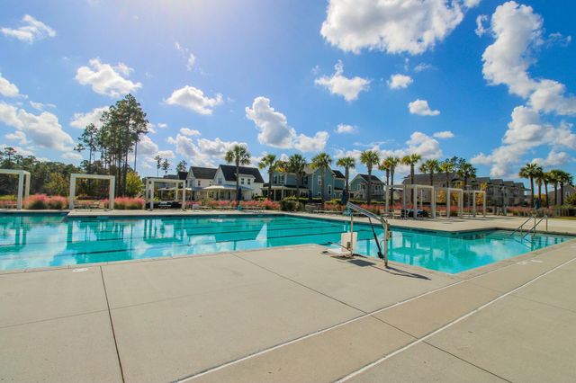 286 Great Lawn Drive, Summerville, SC 29485