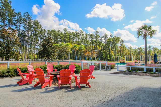 286 Great Lawn Drive, Summerville, SC 29485