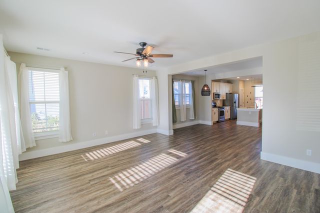 286 Great Lawn Drive, Summerville, SC 29485