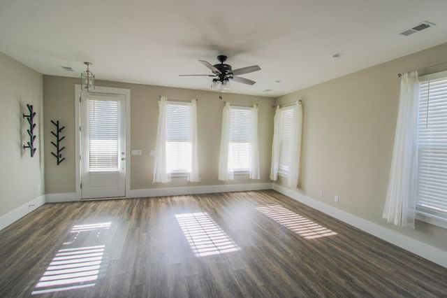 286 Great Lawn Drive, Summerville, SC 29485