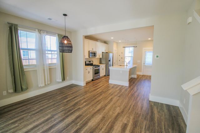 286 Great Lawn Drive, Summerville, SC 29485