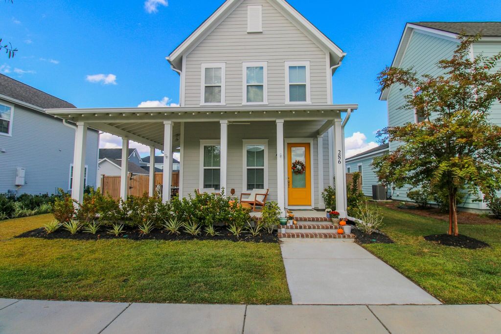 286 Great Lawn Drive, Summerville, SC 29485