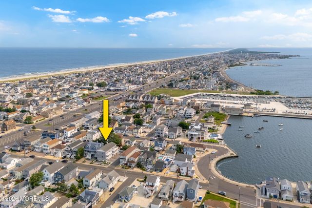1312 Berkeley Lane A, Seaside Park, NJ 08752