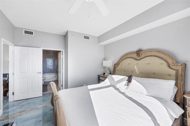 200 West Sahara Avenue 3707, Las Vegas, NV 89102