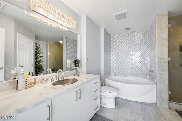 200 West Sahara Avenue 3707, Las Vegas, NV 89102