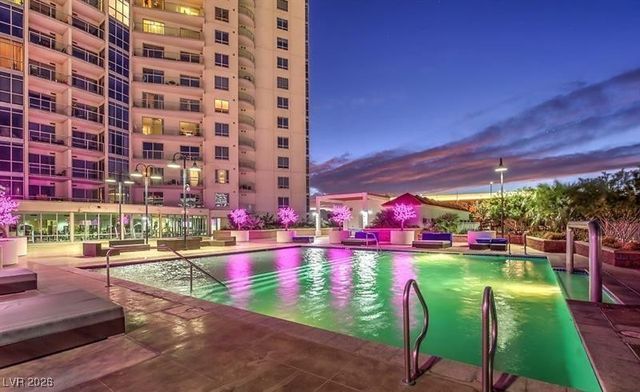 200 West Sahara Avenue 3707, Las Vegas, NV 89102