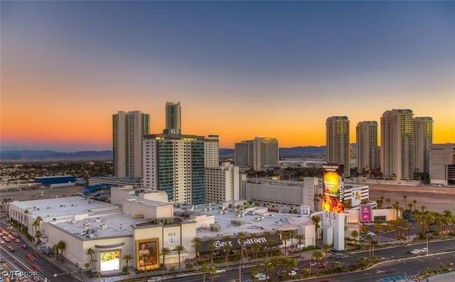 200 West Sahara Avenue 3707, Las Vegas, NV 89102