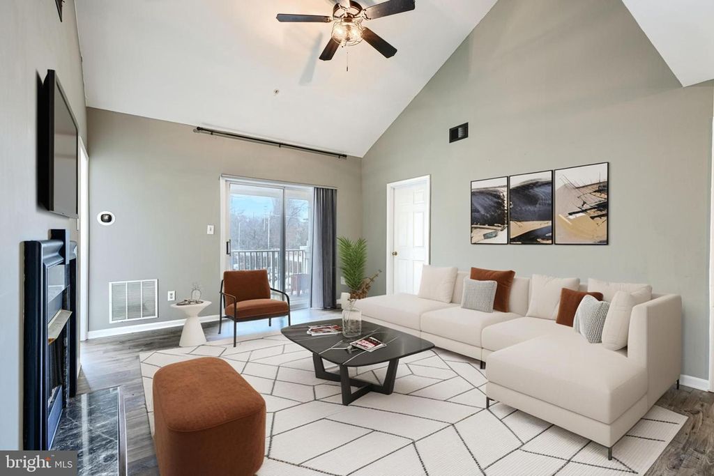 Image 1 of property listing at 8803 STONE RIDGE CIR #301, Pikesville, MD 21208