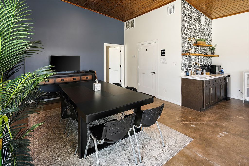 103 West 32nd Street, Bryan, TX 77803 — photo 4