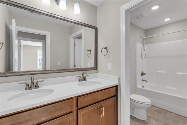 207 Nautique Court, Anderson, SC 29625