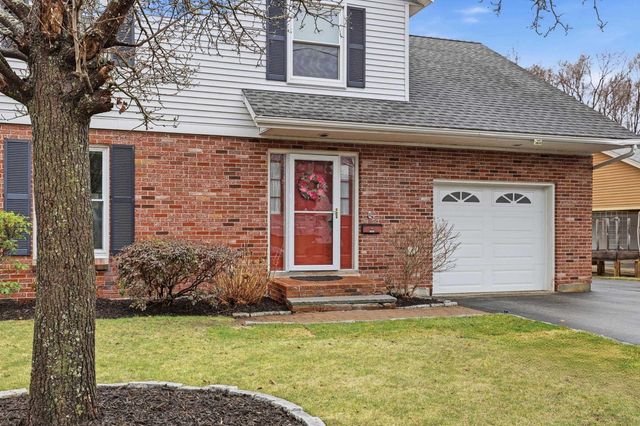 147 Leewood Street, Manchester, NH 03103