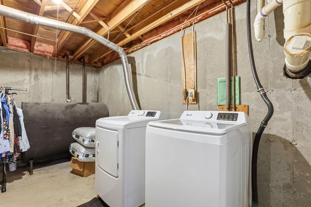 147 Leewood Street, Manchester, NH 03103