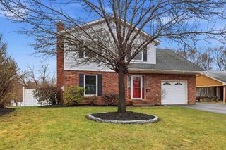 147 Leewood Street, Manchester, NH 03103