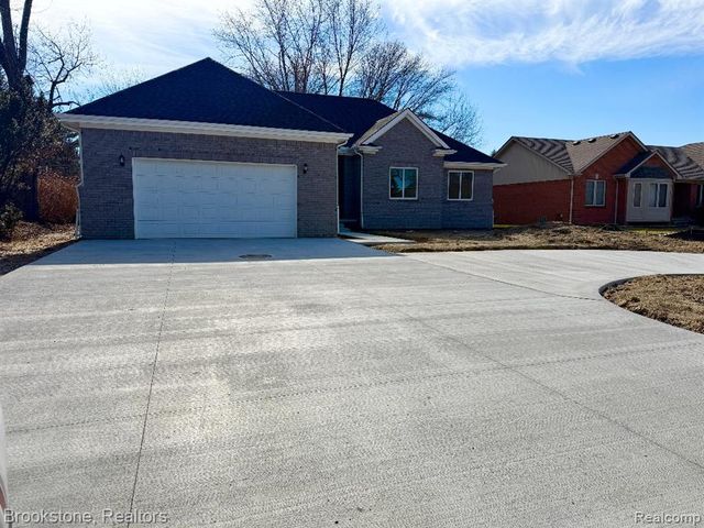 37116 Moravian Drive, Clinton Township, MI 48036