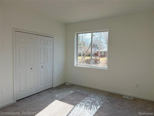 37116 Moravian Drive, Clinton Township, MI 48036