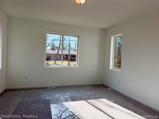 37116 Moravian Drive, Clinton Township, MI 48036