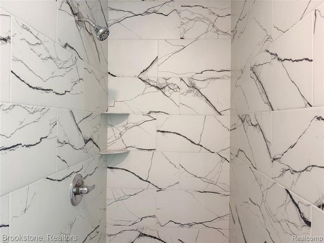 37116 Moravian Drive, Clinton Township, MI 48036