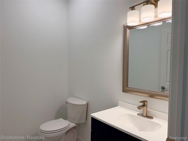 37116 Moravian Drive, Clinton Township, MI 48036