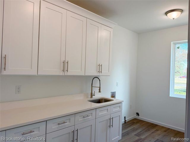 37116 Moravian Drive, Clinton Township, MI 48036