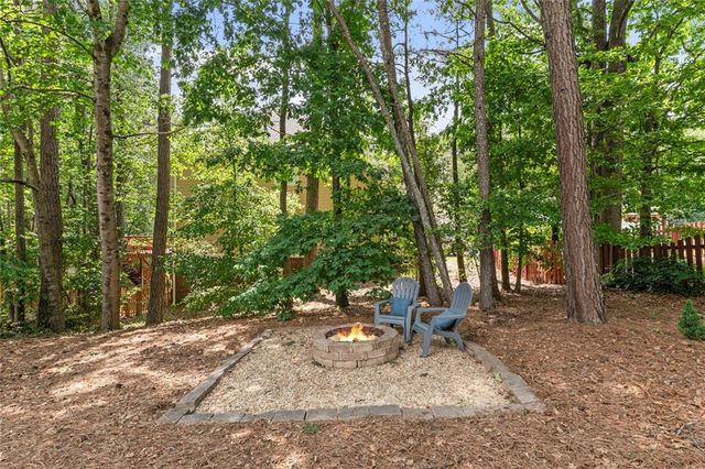 1592 Heathermoor Way, Dacula, GA 30019
