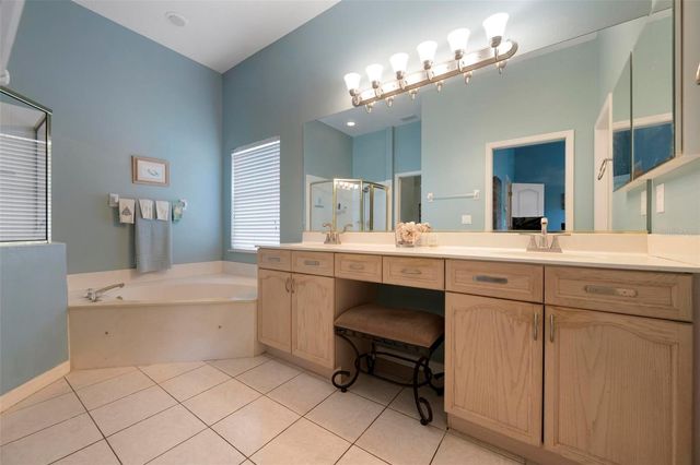 6852 SAGEBRUSH CIRCLE, Sarasota, FL 34243
