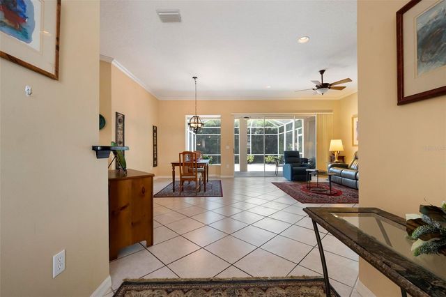 6852 SAGEBRUSH CIRCLE, Sarasota, FL 34243