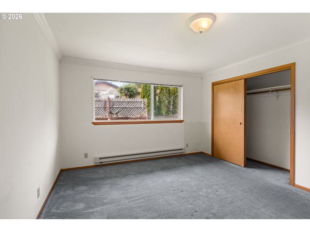 17345 BLUEBERRY Dr, Brookings, OR 97415