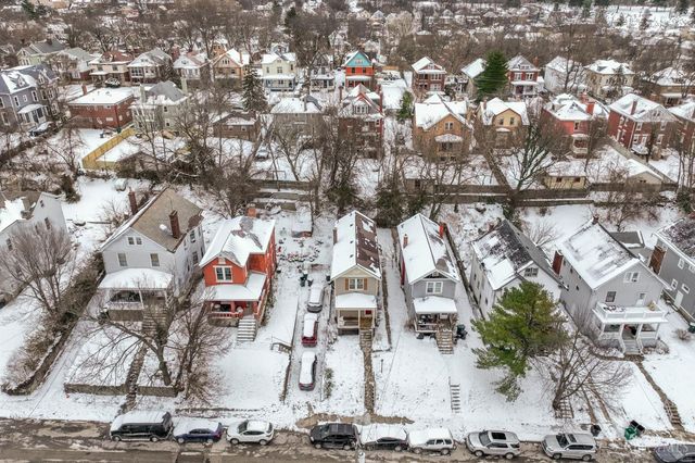 836 Harris Avenue, Cincinnati, OH 45205