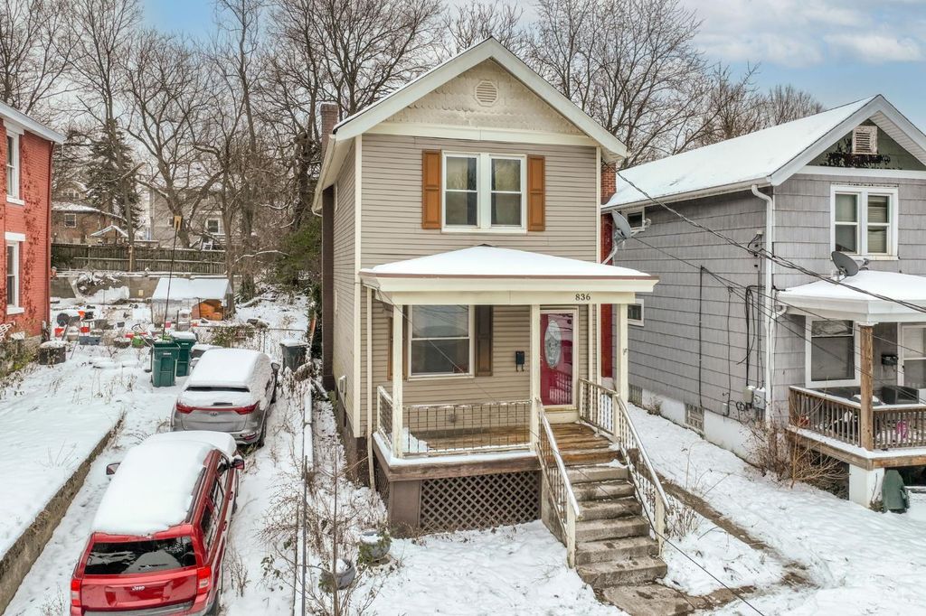 836 Harris Avenue, Cincinnati, OH 45205