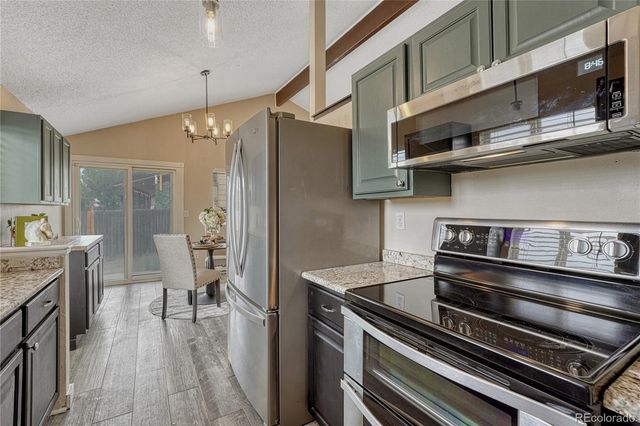1050 S Waco Way, Aurora, CO 80017