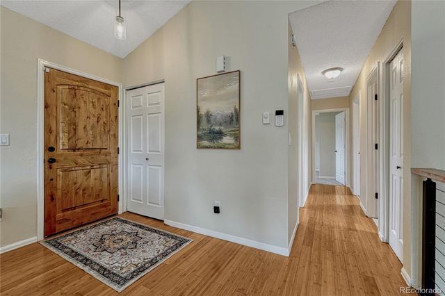 1050 S Waco Way, Aurora, CO 80017