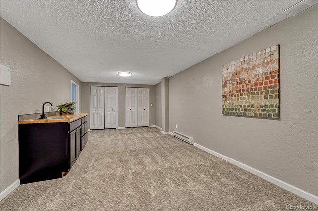 1050 S Waco Way, Aurora, CO 80017