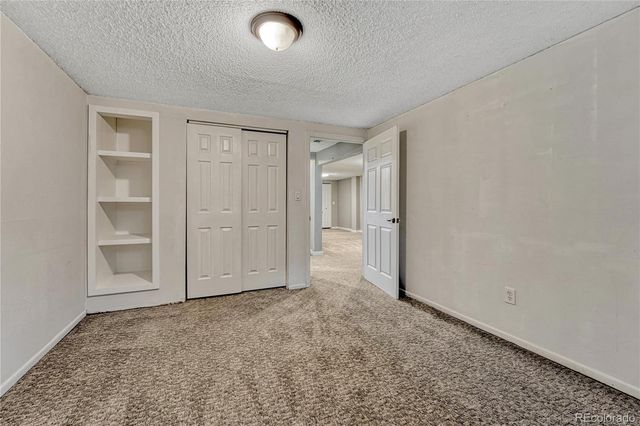 1050 S Waco Way, Aurora, CO 80017
