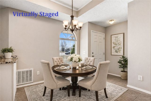 1601 Cresent Street, Bentonville, AR 72712