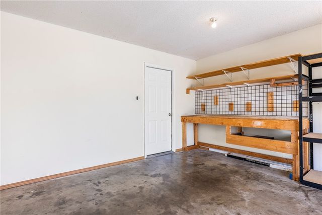 1601 Cresent Street, Bentonville, AR 72712