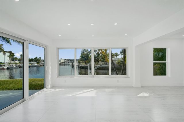 1960 SE 5th Court, Pompano Beach, FL 33060