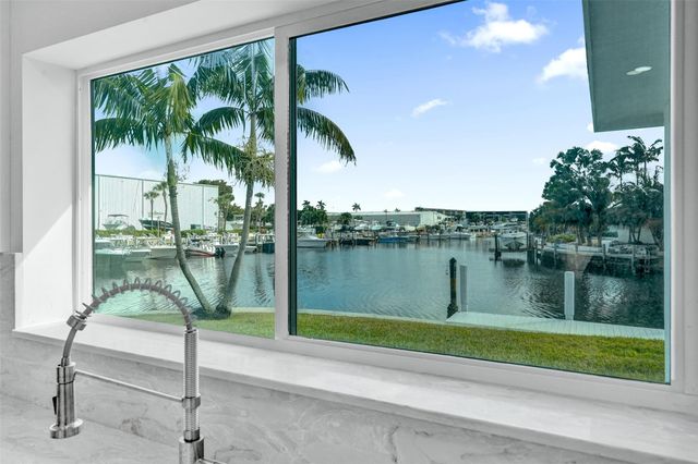 1960 SE 5th Court, Pompano Beach, FL 33060